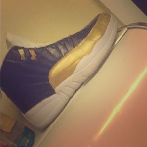 CUSTOM JORDAN 12s